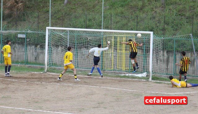 101013_mont_U19 050y_tn.jpg